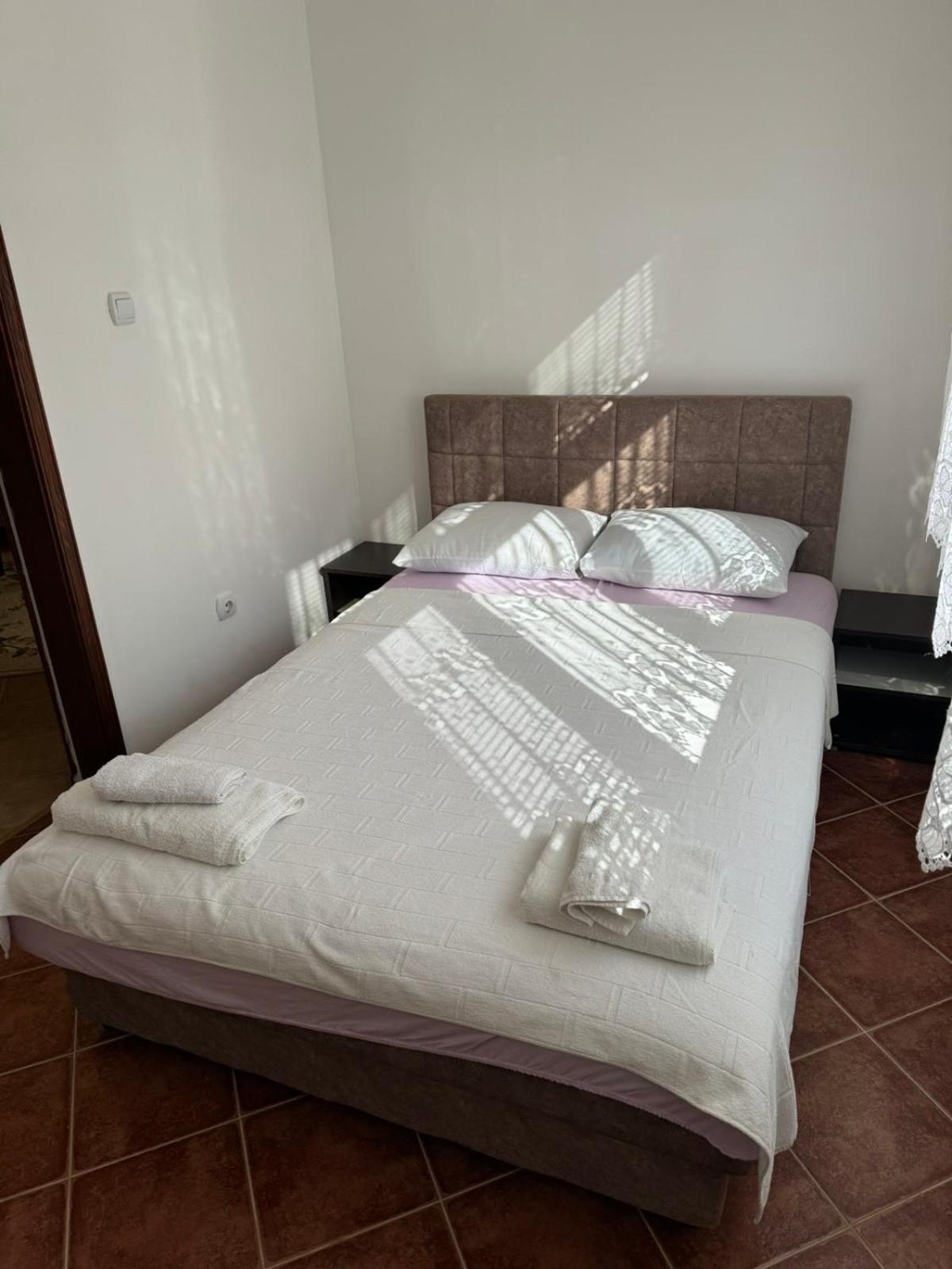 Ferienwohnung Sunset Kotor Muo Exterior foto